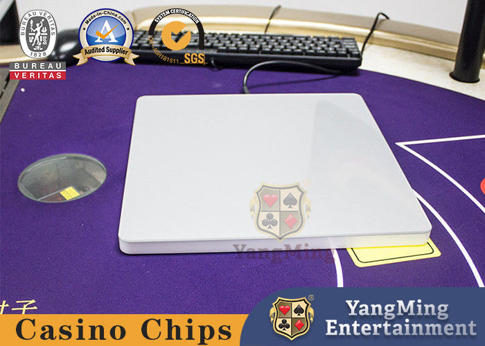 Qualité Le jeu de Chip Table Poker Table Cloth de tisonnier de baccara de RFID peut être conçu et adapté aux besoins du client usine