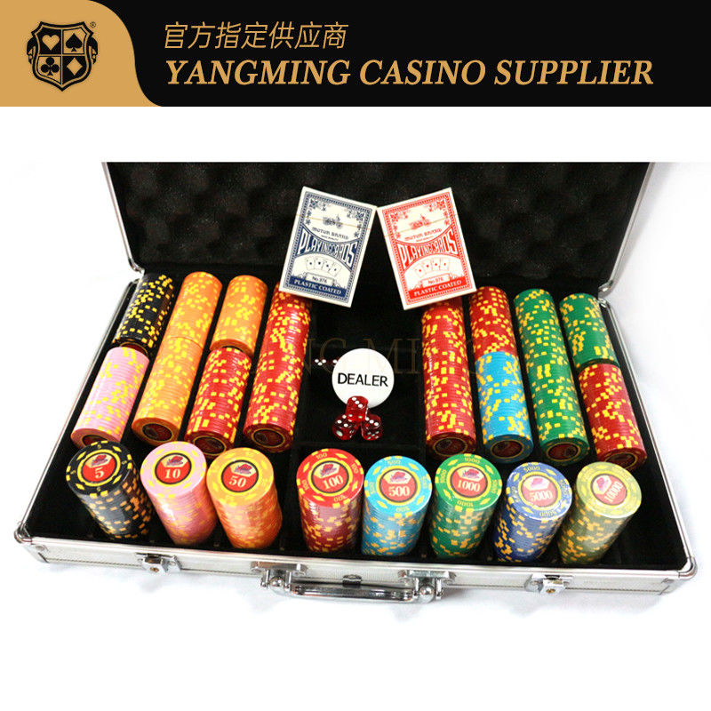 Jakość 12g Żelazny Core Clay Poker Chip z Aluminium Case Texas Casino Poker Game Countertop Chip Set fabryka
