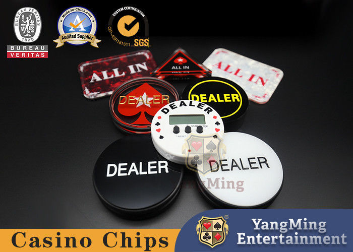 Calidad Nuevo de marca personalizado alto transparente acrílico rojo de talla de corazón distribuidor botón de código de la tarjeta de Texas Hold'em juego profesional de posicionamiento de la tarjeta punto fábrica