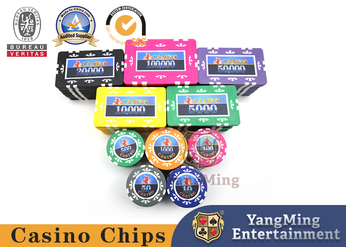 Jakość Nowo spersonalizowane żetony glinne Retro gry stołowe gry hazardowe Podrobiony styl lub PU Poker Chip Set fabryka