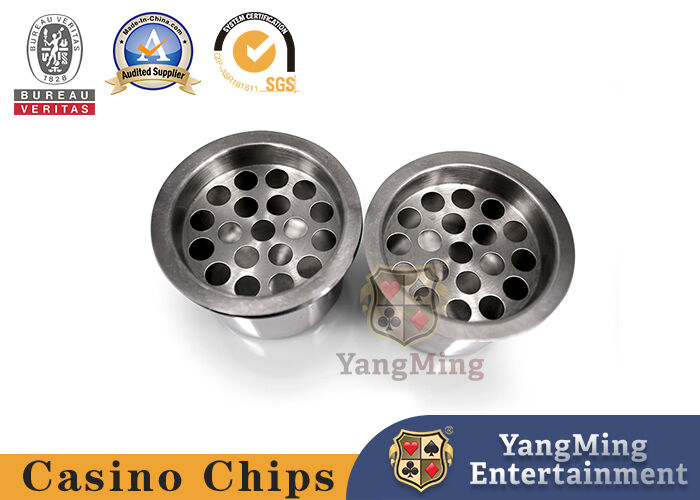 Jakość Stół do gier Metalowa popielniczka Kolor złoty srebrny Akcesoria stołowe Kubek na wodę z pokrywą fabryka