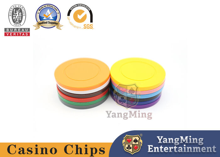 Quality Plastic Monochromatic Round Gaming Chips For Roulette Poker Tables factory