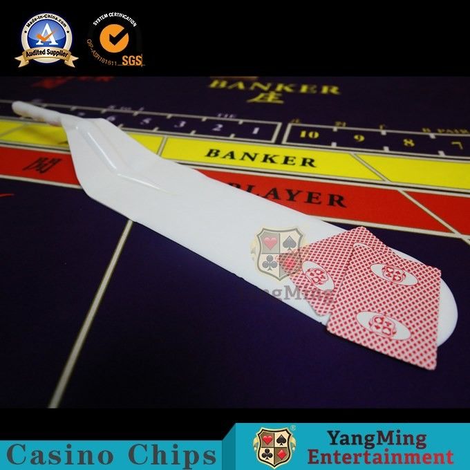 คุณภาพ Paddle Baccarat Dragon Tiger อุปกรณ์พลั่วที่มีมือจับการ์ดหรูหรา White Paddle Gambling Table โรงงาน