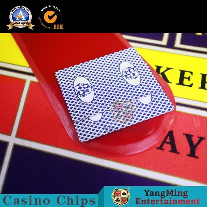 गुणवत्ता कस्टम शानदार Baccarat बजाना कार्ड चप्पू Baccarat सहायक उपकरण लाल रंग कारखाना