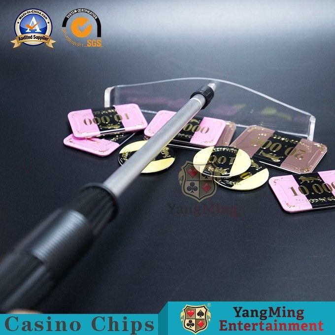 Jakość Ruletka Baccarat Akcesoria do stołu do pokera Chowany ze stopu aluminium Przezroczyste plastikowe żetony do pokera Rake fabryka