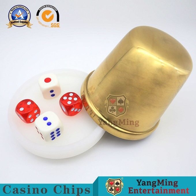 Calidad Taza de dados de cobre de la mano del oro del titanio de los accesorios del juego del casino de los SS fábrica