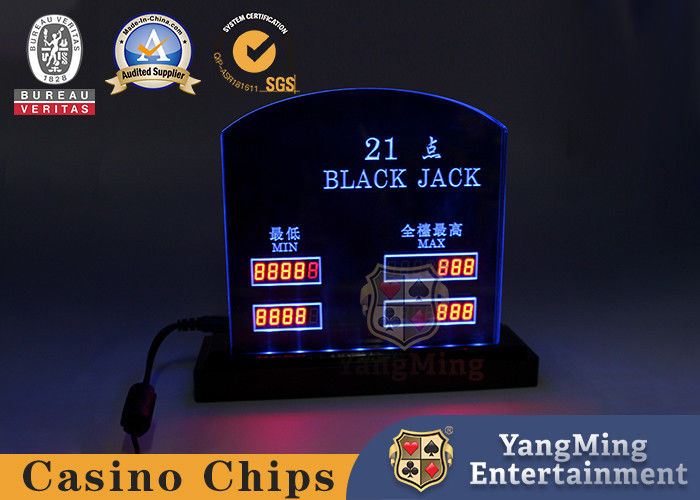 Kualitas Akrilik Ukiran Baccarat Black Jack Poker Game Countertop LED Elektronik Terbatas Kartu Merah pabrik
