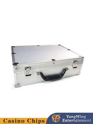 Kalite Gümüş Alüminyum Alaşım Çip Kutusu Keramik Casino Poker Çipleri Kilitli Depolama Çip Kutusu fabrika