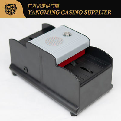 Jakość 2 talii z napędem na baterie Dwufunkcyjny Poker Shuffler Baccarat Texas Amusement Game Table Shuffler fabryka