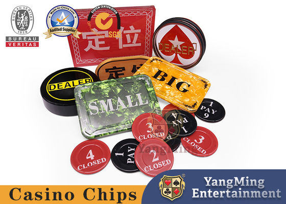 Qualität Texas Holdem Set von 3 kleinen   Vorhängen, großes   von blindem   und von Händler   Schürhaken   Knöpfe für Kasino-Schürhaken-Gesellschaftsspiele Fabrik