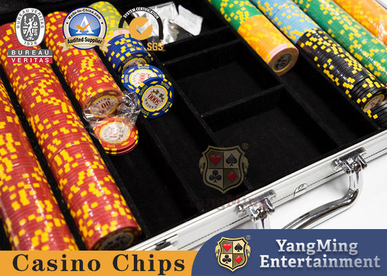 Qualità Poker super Chip Set Texas Hold del casinò degli accessori tenuti in mano del gioco loro cassa di alluminio d'argento delle carte fabbrica