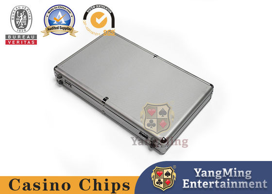 Luxury 600pcs Aluminium 14g Clay Chip Box Casino Baccarat Portable Sponge Silver Roulette wheels Blackjack Chips Case