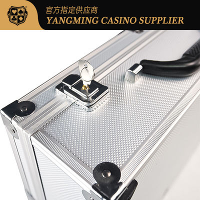 Qualità Cassa a chip in alluminio con maniglia per tavolo da poker di casinò può fissare le fiches rotonde e quadrate fabbrica