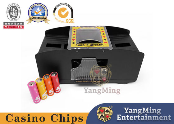 Jakość Tradycyjny klasyczny numer 2 Bateria jednorazowe użycie 2 zestawy maszyny shuffler Kasyno Baccart Texas Hold'em Dedykowany wysokiej prędkości cichy poker automatyczny shuffler fabryka