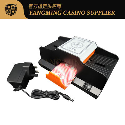 Jakość Wysokiej jakości oryginalne 2 pary zasilaczy do kart pokerowych Uniwersalny dozownik kart do tasowania fabryka