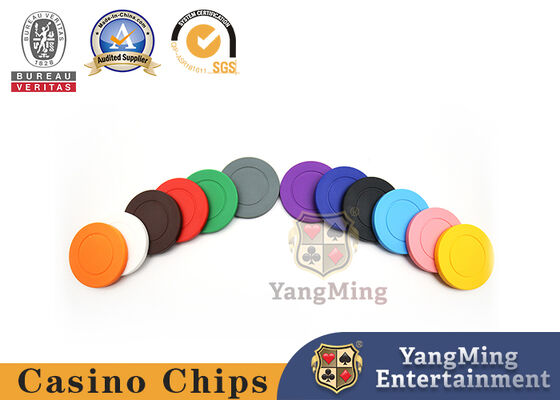 Kualitas Roulette Didedikasikan Chips Poker Warna Solid Plastik Dengan Logo Cetak Disesuaikan pabrik