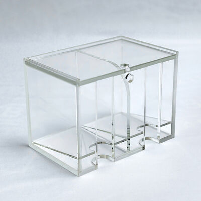 Quality Casino 8 Decks Clear Acrylic Playing Card Discard Holder Dragon Tiger Baccarat Dedicated Two Sides Box factory