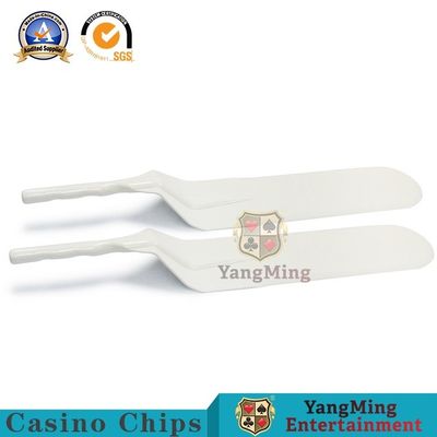 품질 카드놀이를 하는 화이트 색 카지노 게임 소품 텍사스 Hold'em 테이블은 부삽을 포기합니다 공장