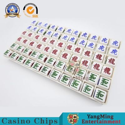 Chất lượng Phụ kiện bàn sòng bài 1,01kg Mini Style Dragon Tiger Poker Card Games Kết quả nhà máy
